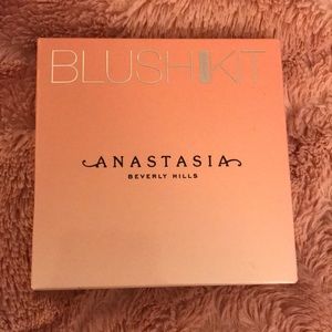 Anastasia Beverly Hills Blush Kit